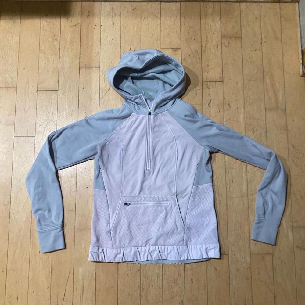 Lululemon Women's Pink and Purple Jacket